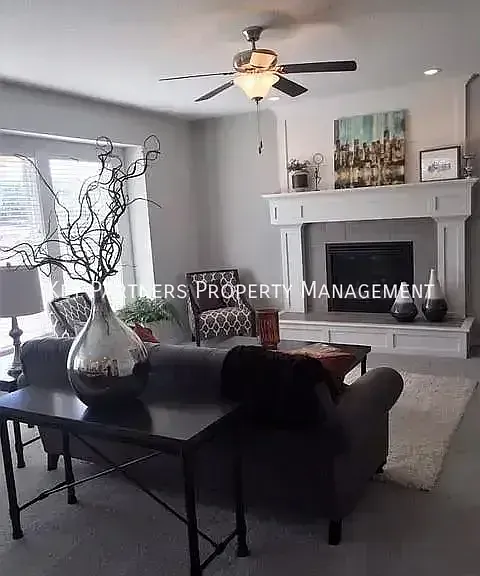 21711 W 46th St — Photo 3