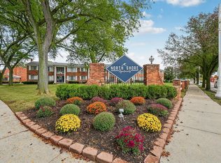 North Shore Apartments, Saint Clair Shores, MI 48080