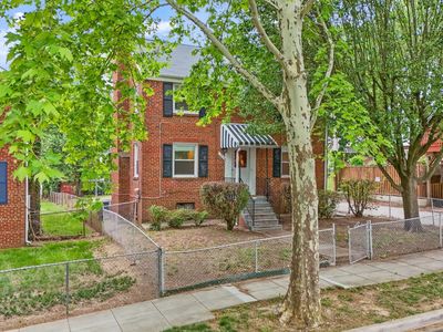 1711 Girard St NE, Washington, DC, 20018