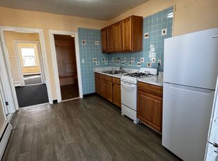 90 Aborn St #6, Peabody, MA 01960
