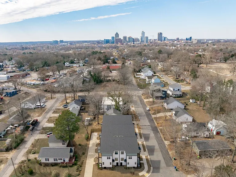 1316 E Lenoir St — Photo 37