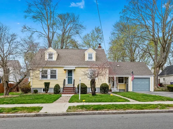 124 E Foster St, Melrose, MA 02176