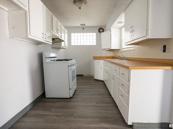 5th image of 1059 N 6th St