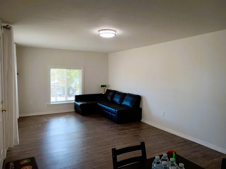 14480 Robinson Ave — Photo 8