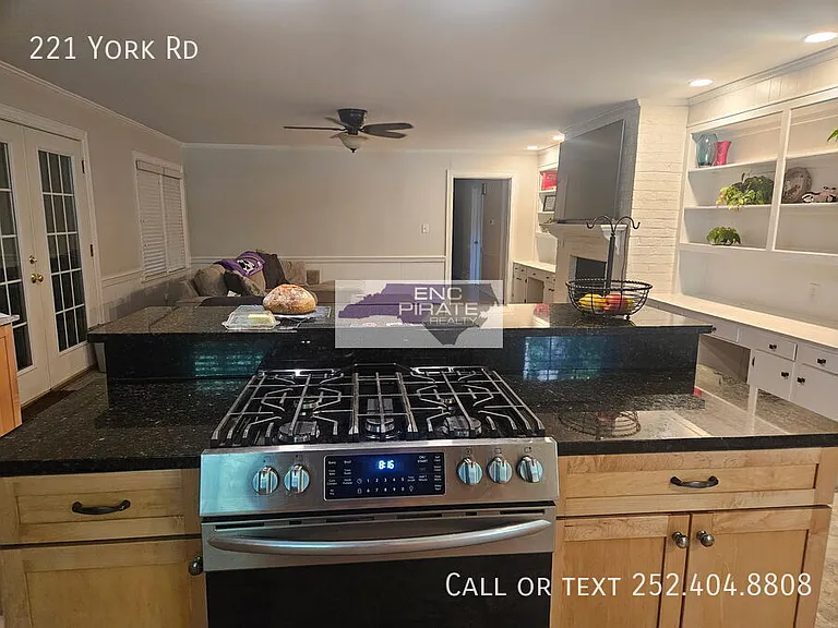 221 York Rd — Photo 8