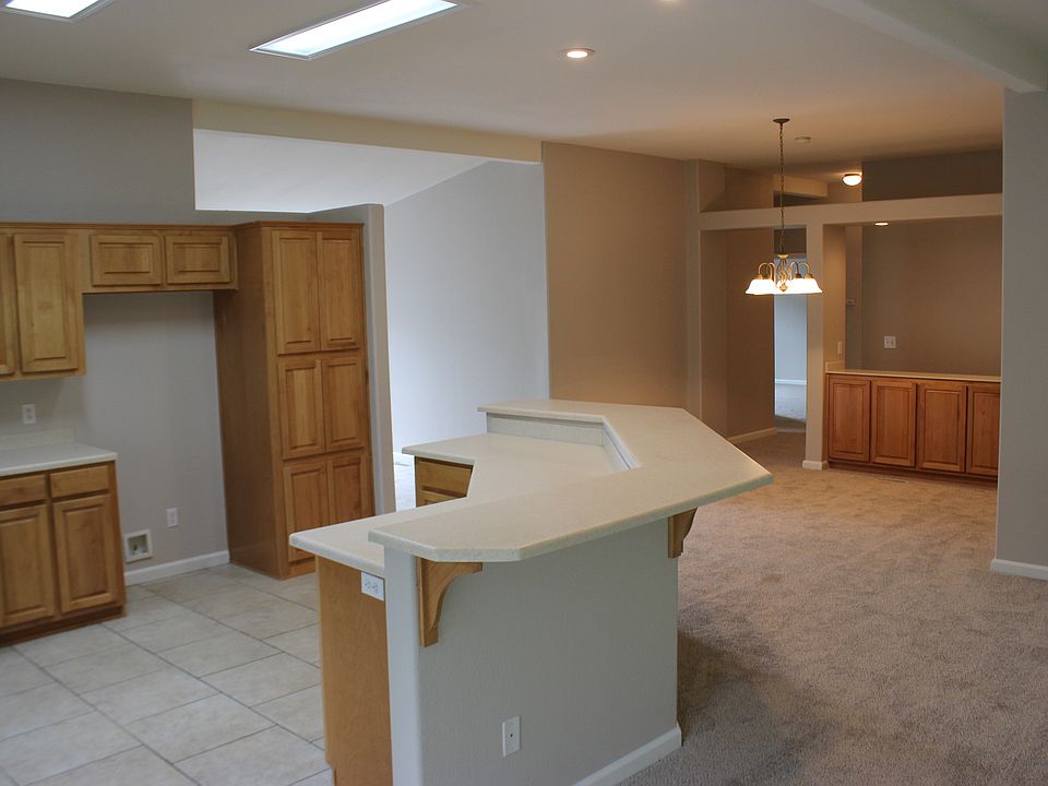 2nd image of 17512 Brewer Rd