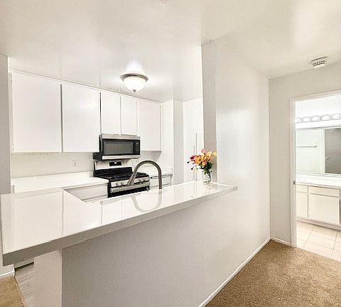 2nd image of 1611 Hotel Cir S #A108