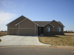 2553 Saint Andrew Ct, Goddard, KS 67052