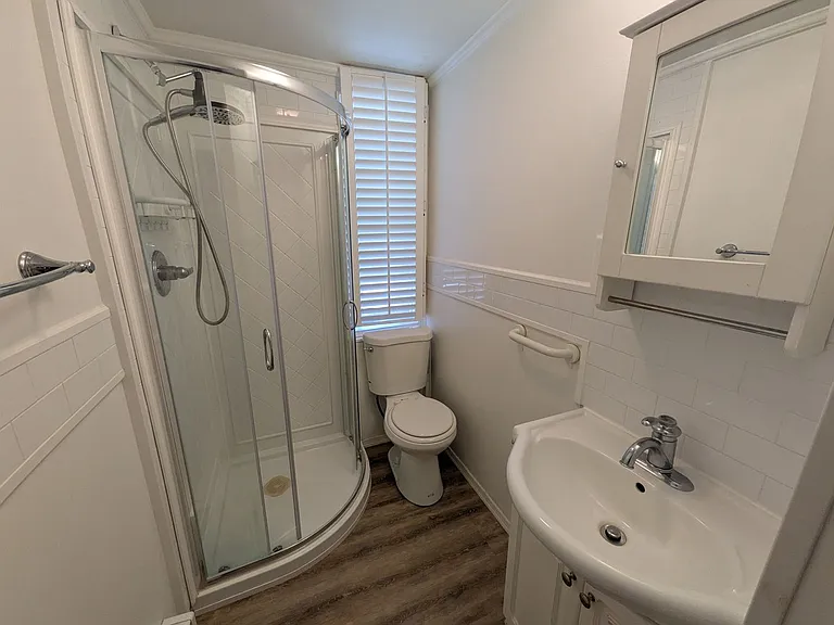 352 Jefferson Ave — Photo 10