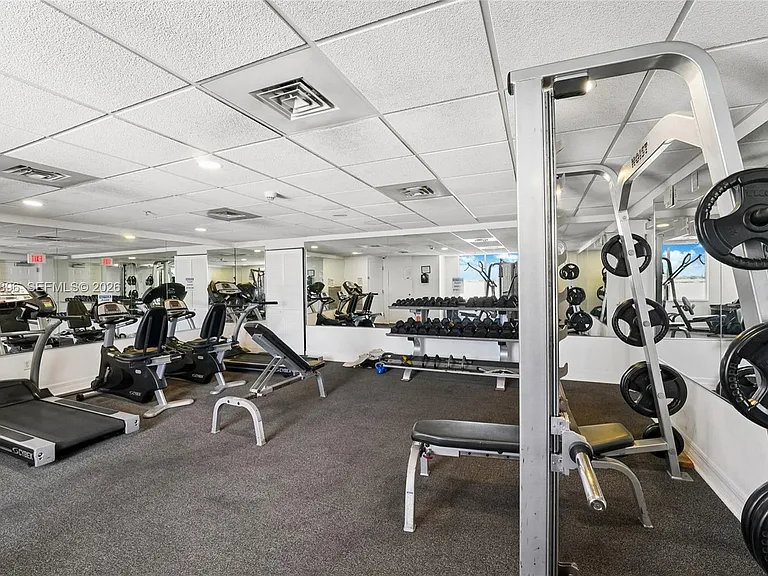 900 SW 8th St #1609 — Photo 15