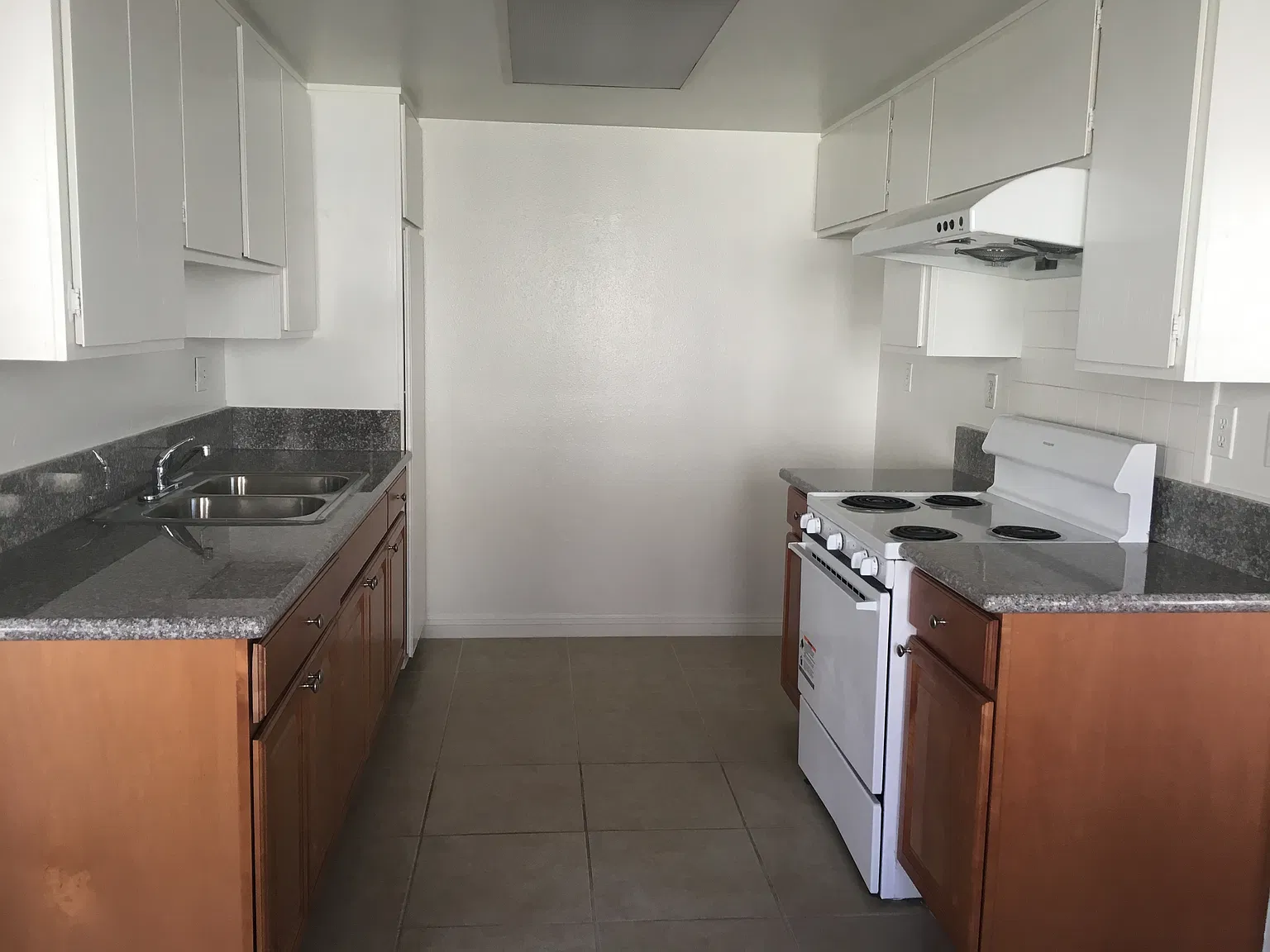 415 Pomelo Avenue — Photo 2
