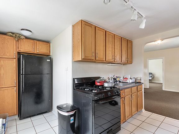 5th image of 5637 W Lawrence Ave #2R