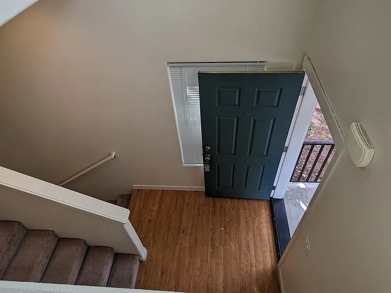 Halsey East Townhomes — Photo 278