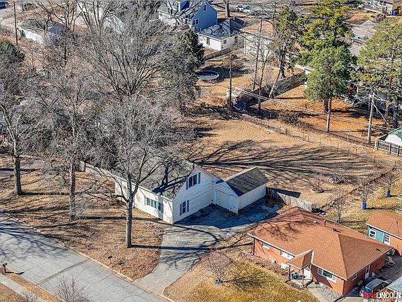 5th image of 3841 S 18th St