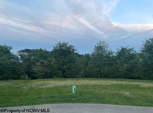 106 Legacy Dr, Morgantown, WV 26508