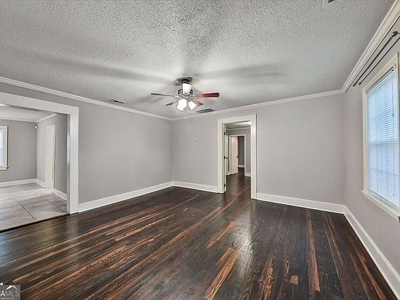 5th image of 6320 Temple St