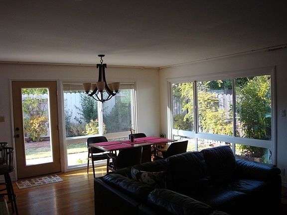 3rd image of 1612 Chula Vista Dr