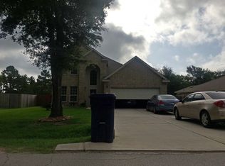 12422 Ridgecrest Dr, Willis, TX 77318