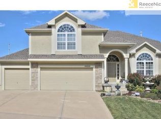 10222 Miller Ln, Kansas City, KS 66109