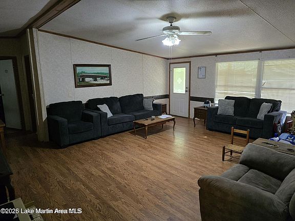 4th image of 115 N 40th Rd