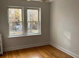 5060 N Claremont Ave APT 1E, Chicago, IL