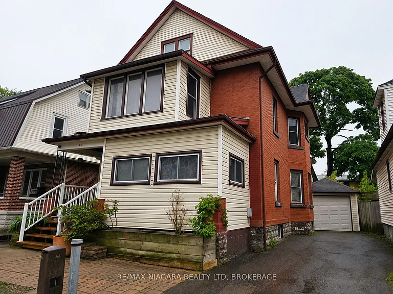 23 Avenue Pl #2 — Photo 2