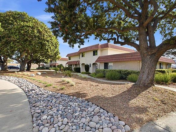 2nd image of 535 Beverly Pl #44