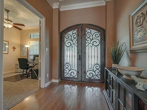 5th image of 9054 Rose Canyon Dr