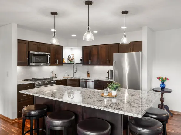 5605 Donegal Dr, Shoreview, MN 55126