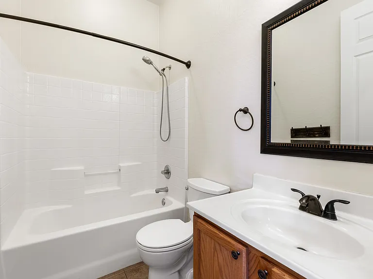 6913 E Voltaire Dr — Photo 8