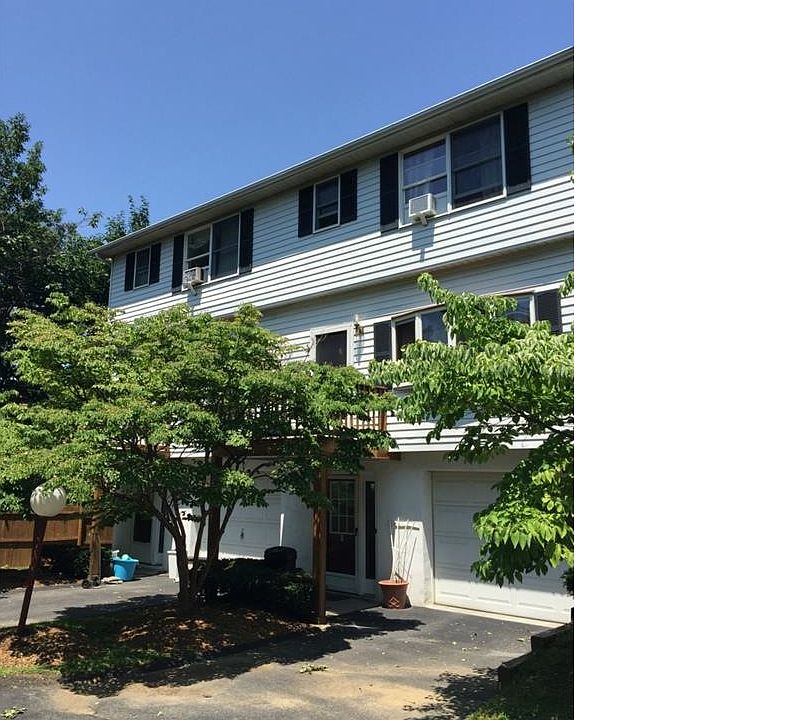 1st image of 17 Wood Ct