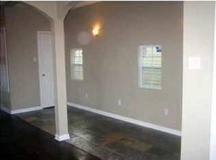 2472 Gladiolus St, New Orleans, LA 70122