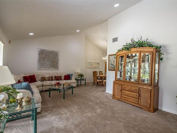 5th image of 2108 Arbor Oaks Dr