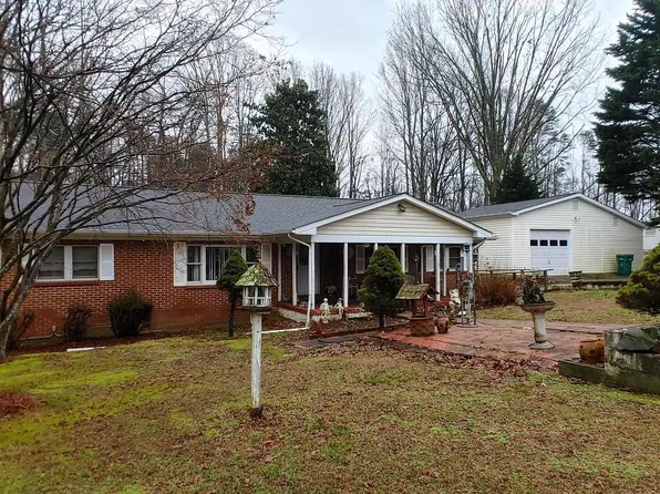 38065 Hunter Ct, Charlotte Hall, MD 20622