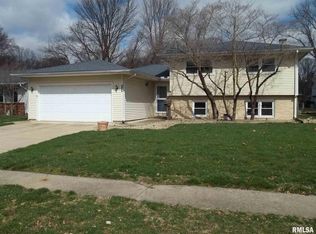 2209 Trowbridge Rd, Springfield, IL 62703