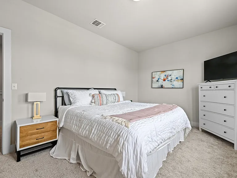 8400 Ausblick Ave — Photo 26