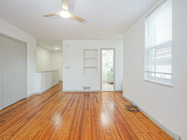1714 S 4th St #2F — Photo 11