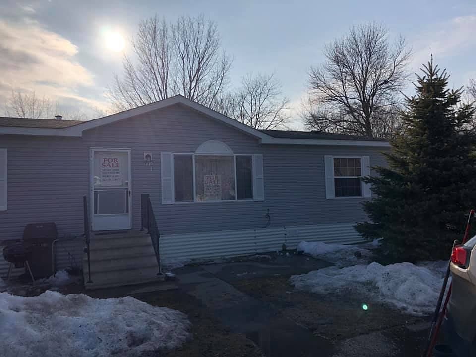 1st image of 111 Canal Dr