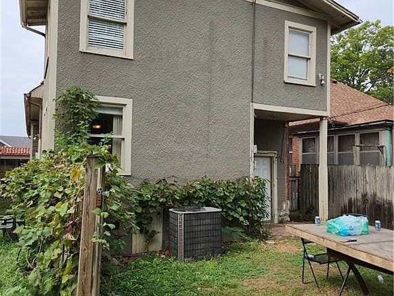 4th image of 2525 Holmes St