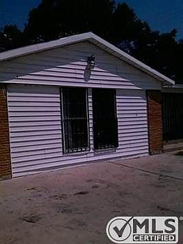 2nd image of 1406 Pleasant Dr