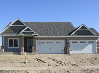 2157 Maple St, Howard Lake, MN 55349