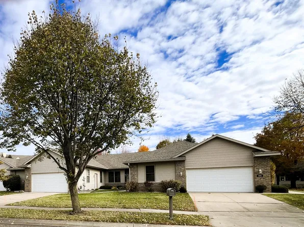 1412 Kings Run Dr NW, Rochester, MN 55901