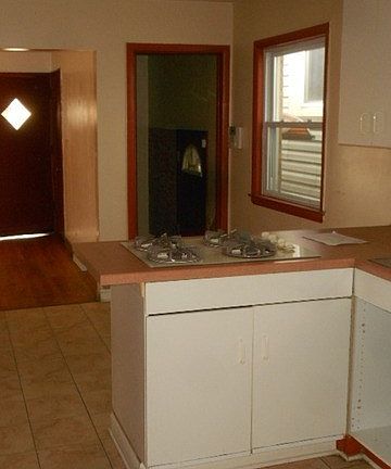 4th image of 1326 S 57th Ct