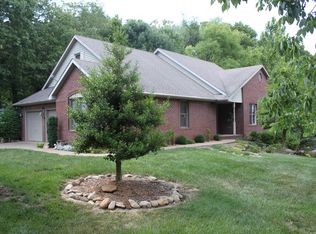 1700 Village Ln, Evansville, IN 47725
