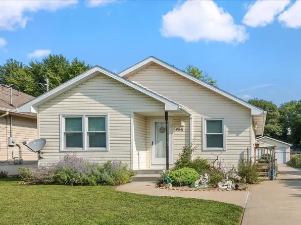 806 Arnold St, Glenwood, IA 51534