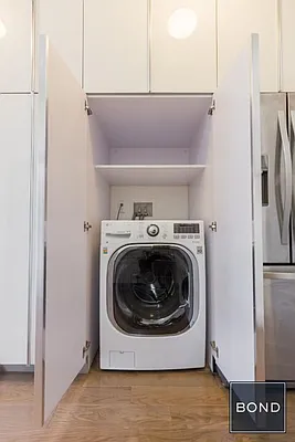 Rented by Bond New York | media 21