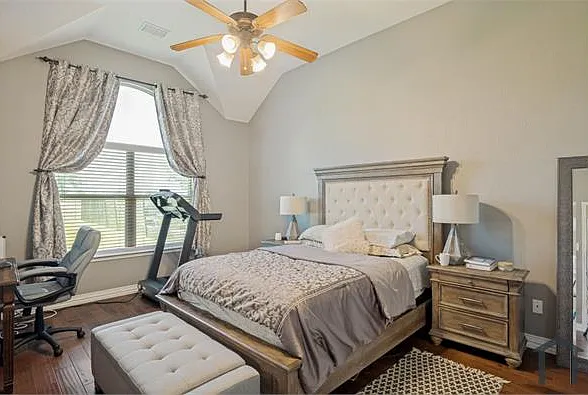 10017 Links Fairway Dr — Photo 15