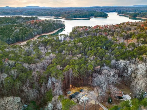 826 Victoria Pl, Woodstock, GA 30189