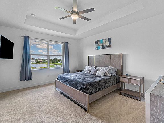 4th image of 15240 Seaglass Terrace Ln