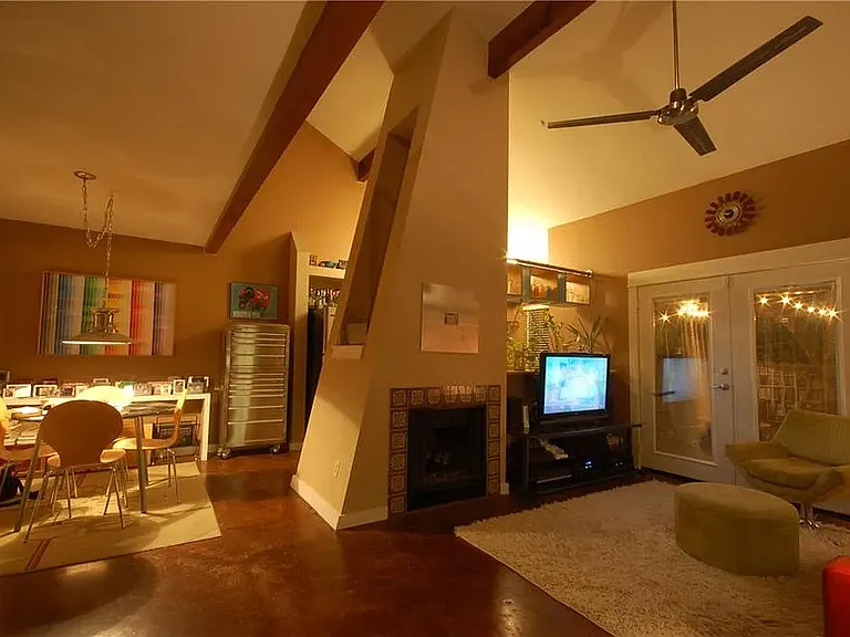 1402 Bridgeway Dr #A — Photo 14